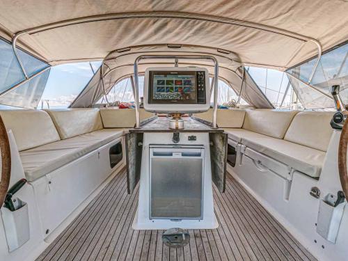 Segelboot Dufour 560 Grand Large chartern in Gouvia Marina