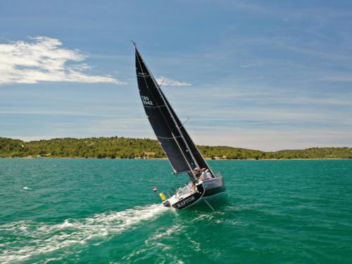 Segelyacht E4 chartern in Pirovac