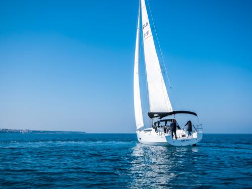 Sailboat E5 for rent in Portoroz
