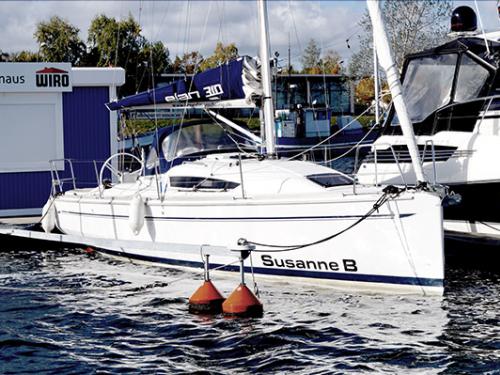 Segelboot Elan 310 Yachtcharter in Rostocker Stadthafen