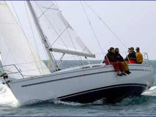 Segelboot Elan 333 Yachtcharter in Marina Dalmacija