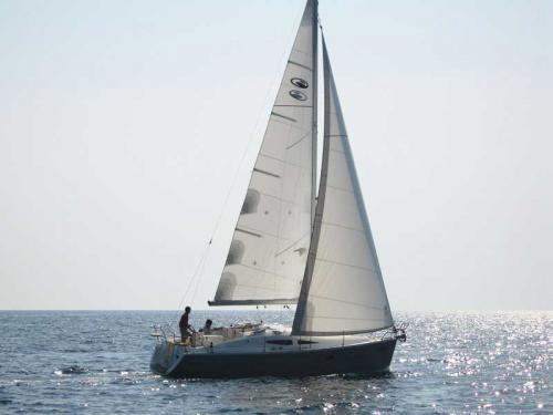 Segelyacht Elan 344 Impression chartern in Betina