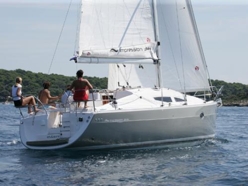 Sailboat Elan 344 Impression for hire in Pula