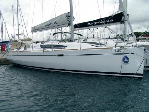 Yacht Elan 350 chartern in Biograd na Moru