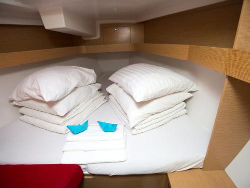 Segelboot Elan 350 Performance Yachtcharter in Biograd na Moru