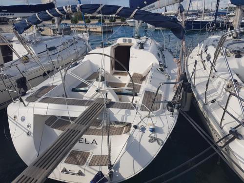 Segelyacht Elan 37 Yachtcharter in Sukosan Bibinje