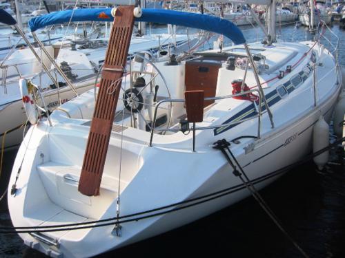 Segelyacht Elan 38 chartern in Marine Betina