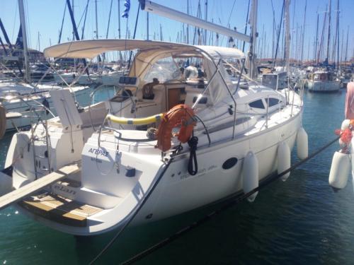 Segelyacht Elan 384 Impression Yachtcharter in Marina Preveza
