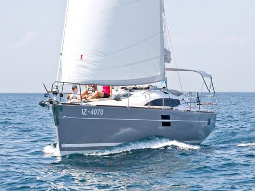 Segelboot Elan 394 Impression chartern in Sibenik