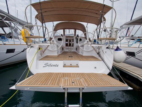 Yacht Elan 40 Impression available for charter in Sibenik
