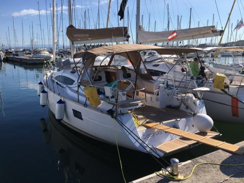 Sailing yacht Elan 40 Impression for rent in Izola
