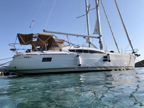 Sailboat Elan 40 Impression for hire in Marina Kremik