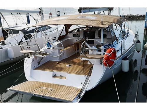 Sailing boat Elan 40 Impression available for charter in Portorosa