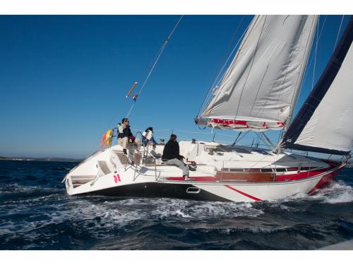 Sailboat Elan 431 for hire in Marine Betina