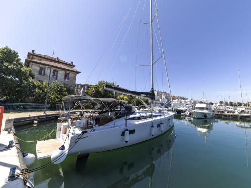 Segelyacht Elan 45 Impression Yachtcharter in Zadar