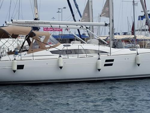 Yacht Elan 444 Impression chartern in Athen