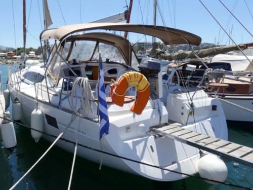 Yacht Elan 444 Impression available for charter in Lefkas