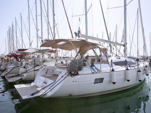 Yacht Elan 45 Impression for charter in Marina Kastela