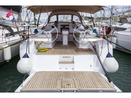 Segelboot Elan 45 Impression Yachtcharter in Baska Voda Segelboot Elan 45 Impression Yachtcharter in Baska Voda