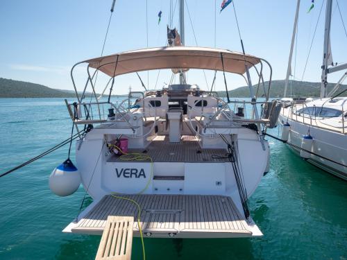 Segelyacht Elan 45 Impression chartern in Split