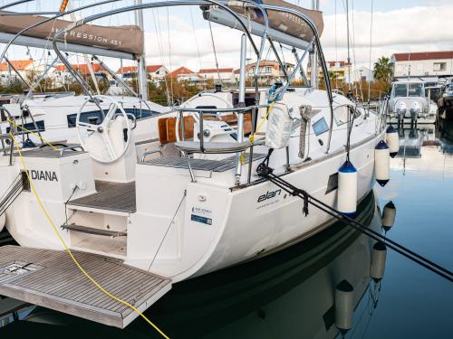 Segelyacht Elan 45 Impression chartern in Pirovac