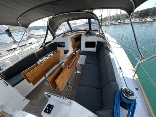 Segelboot Elan 45 Impression Yachtcharter in Pula