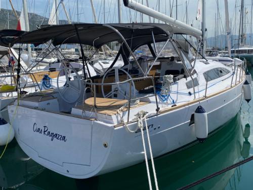 Sailing yacht Elan 45 Impression available for charter in Kastel Gomilica