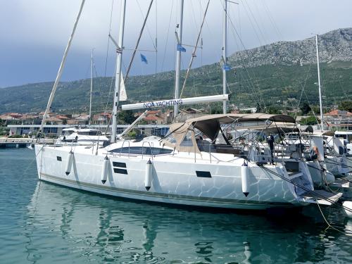 Segelboot Elan 50 Impression chartern in Kastel Gomilica