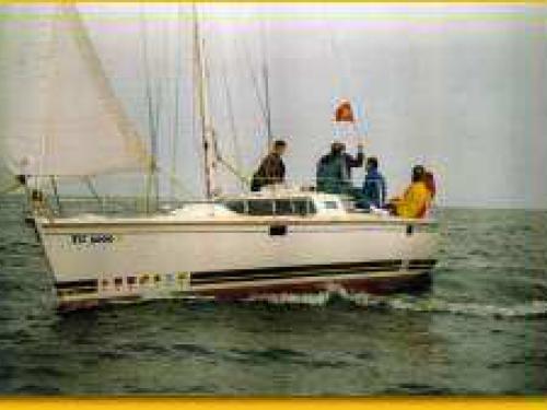 Feeling 326 Segelyacht Charter Romanshorn
