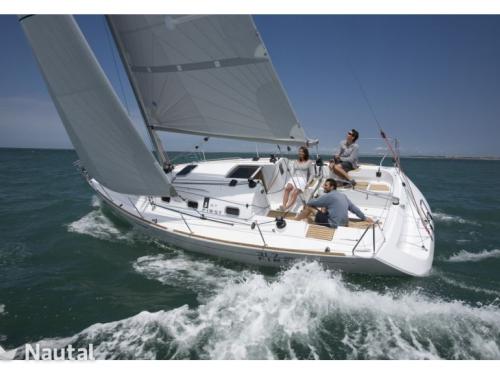 Sailing boat First 31.7 available for charter in Quiberon