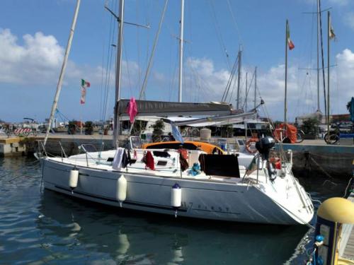 Segelyacht First 31.7 Yachtcharter in Marsala