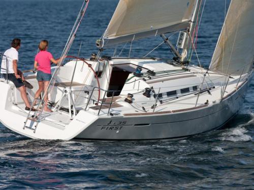 Sailing yacht First 35 for rent in Marina Kastela