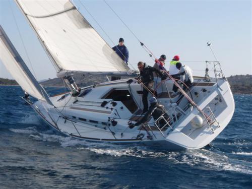 Yacht First 35 Yachtcharter in Jezera