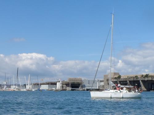 Segelboot First 36.7 chartern in Larmor Plage