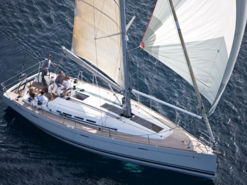 Segelboot First 40 Yachtcharter in Athen