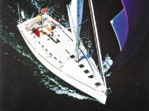 First 47.7 Segelyacht Charter Portimao