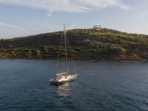 Yacht First Yacht 53 for charter in Lavrio