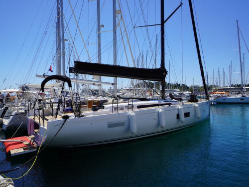 Segelyacht First Yacht 53 chartern in ACI Marina Split