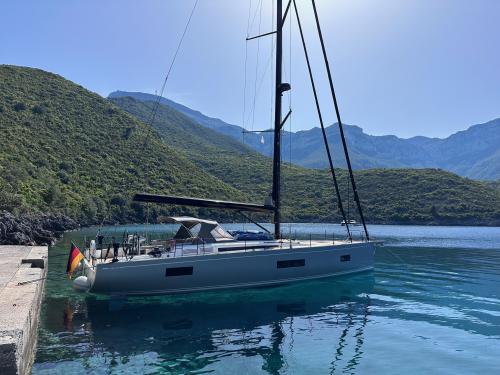 Yacht First Yacht 53 for rent in Lavrio