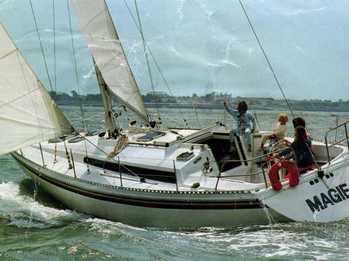 Sailing yacht Gib Sea 116 for rent in Flamanville