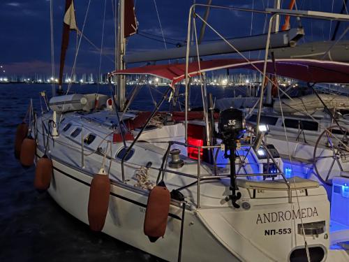 Sailing yacht Gib Sea 43 for hire in Preveza