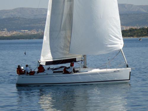 Segelboot Grand Soleil 37 Yachtcharter in Sibenik