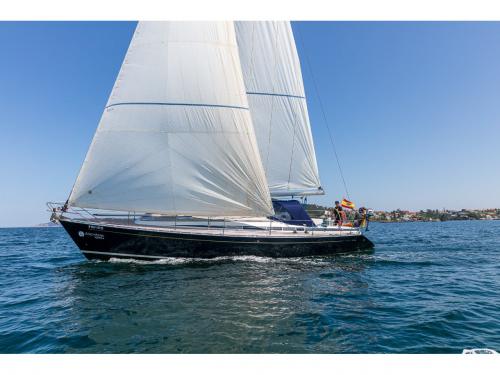 Sailing yacht Grand Soleil 43 for rent in Baiona