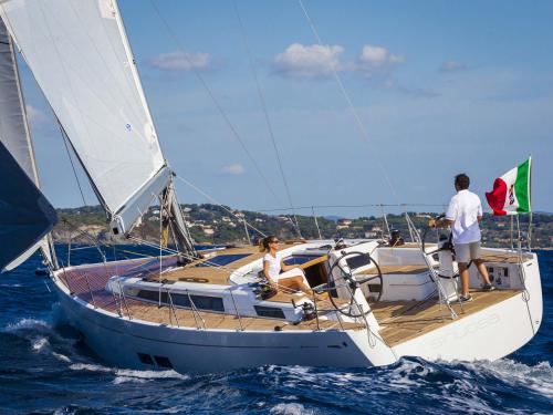 Segelyacht Grand Soleil 43 chartern in Fezzano