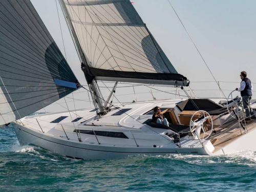 Sailing yacht Grand Soleil 44 for rent in Pula