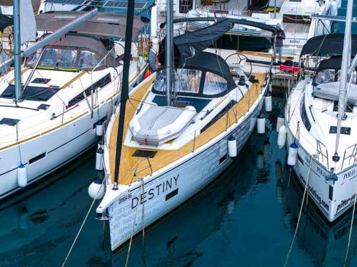 Sailing yacht Grand Soleil 44 for rent in Pula