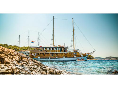 Sailboat Gulet for hire in Split