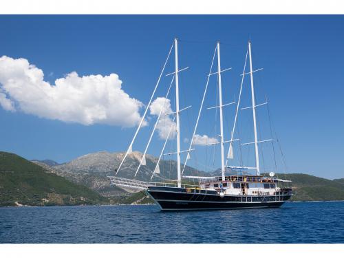 Gulet Luxus Yachtcharter in Salamina (Griechenland)