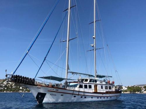 Sailing yacht Gulet available for charter in Goecek