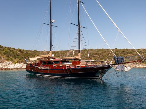 Sailing yacht Gulet for charter in Split